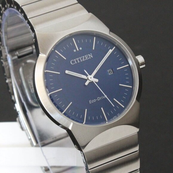 Citizen Eco-Drive Women\'s Silver Tone Watch Blue Dial 32MM Watch main image 11